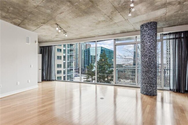 Photo - 950 W Peachtree St NW Unit 812