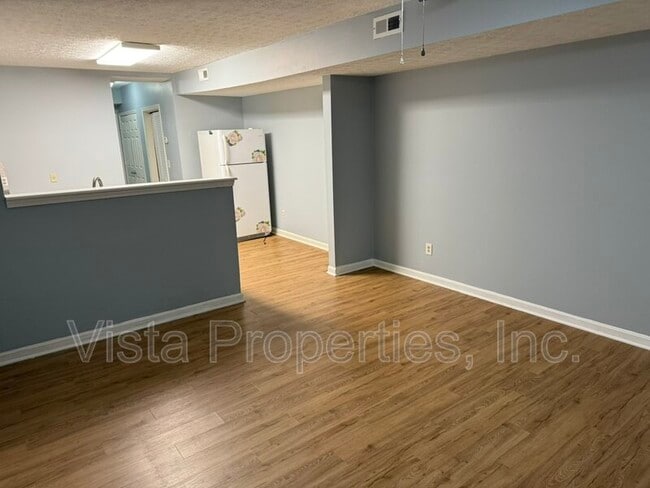 Photo - 1612 W Market St