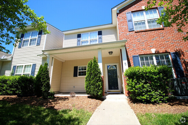 Building Photo - Nice 3 bedroom townhouse in SW Durham!