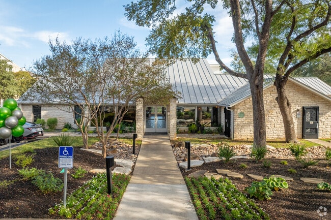 Leasing Office