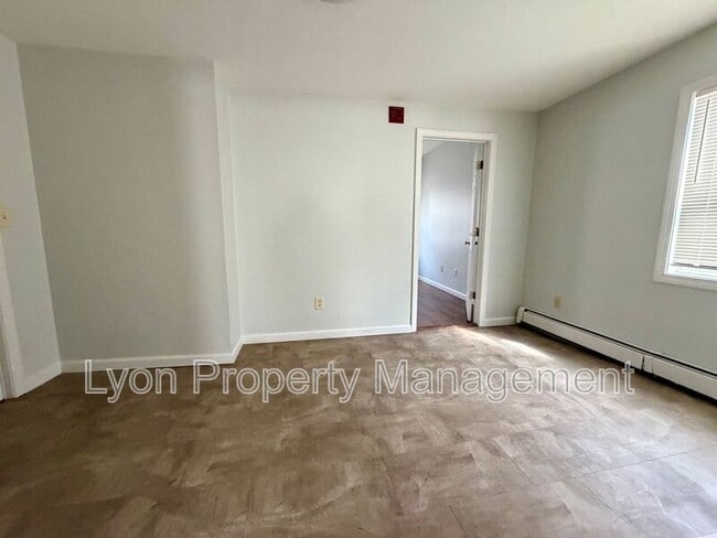 Photo - 12 Clark Ct Unit 1R