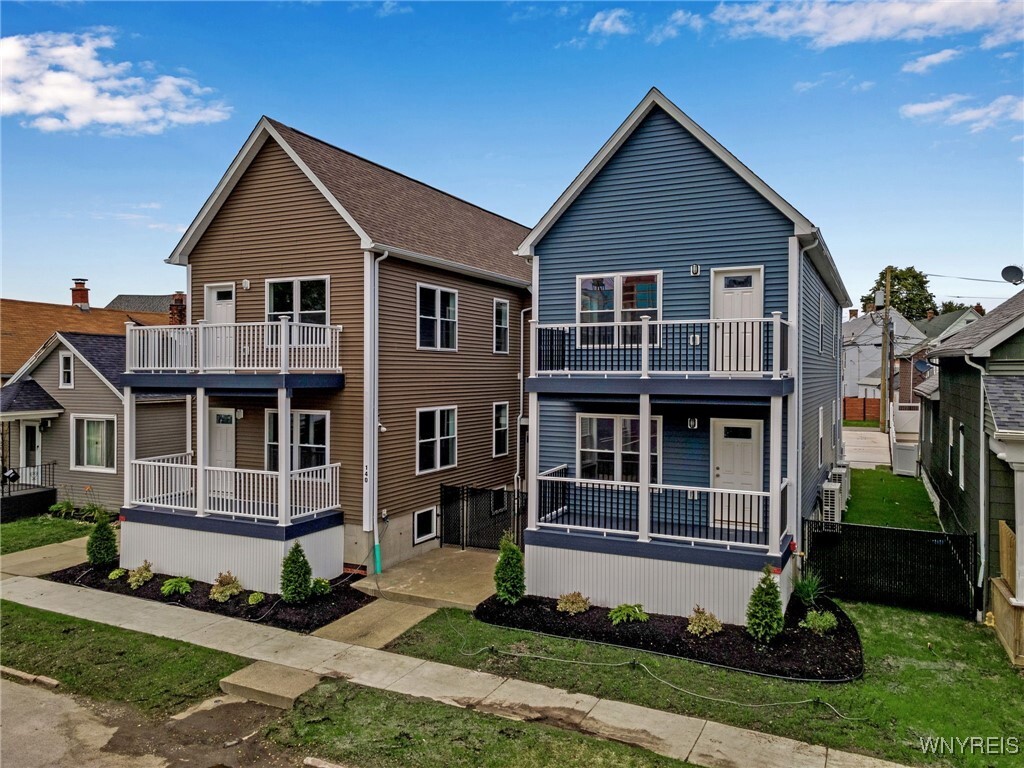 Photo - 140 Seymour St