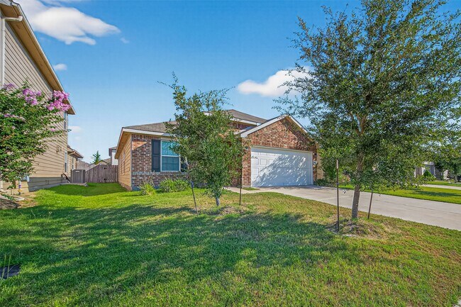 Photo - 1830 Cormorant Cres