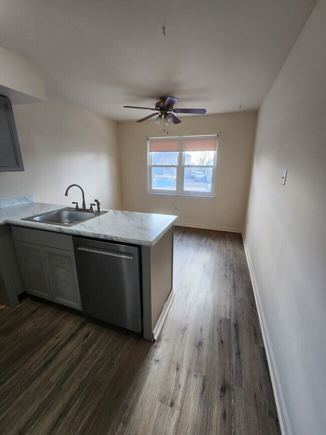 Kitchen - 288 Florence Dr Townhome