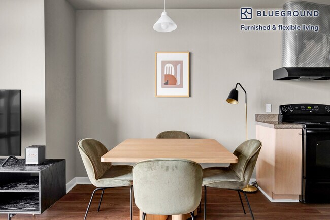 Photo - 989 112th Ave NE Unit FL19-ID204