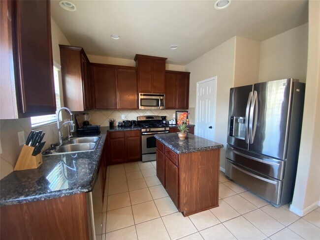 Photo - 19606 Green Oasis Ct