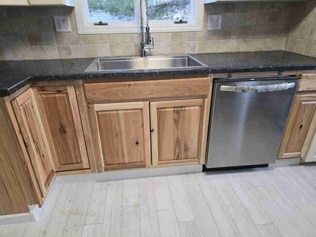 Photo - 5009 Emerald Dr Unidad 1