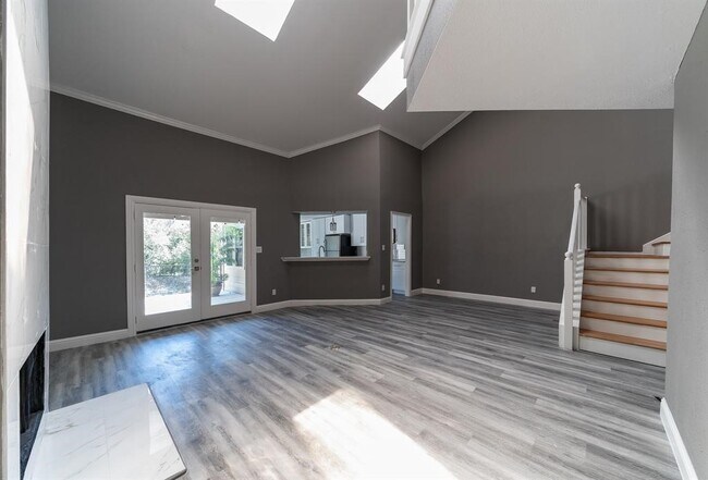 Photo - 9400 Doliver Dr Unidad 34
