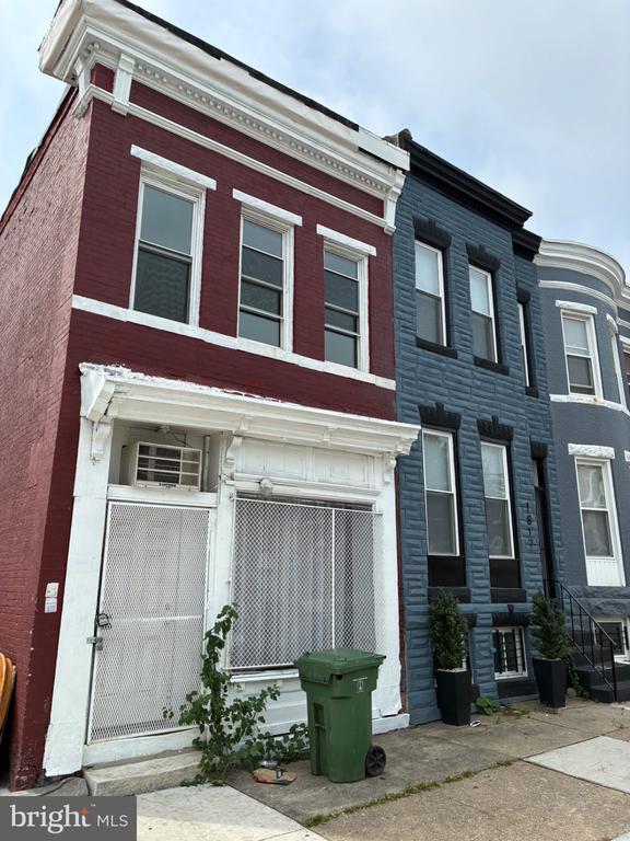 Photo - 1815 Clifton Ave