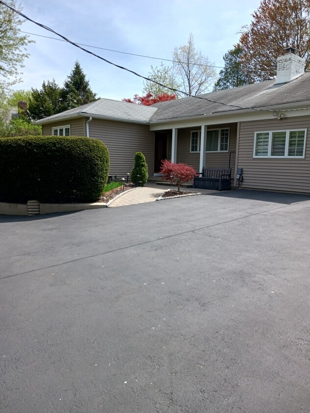 Photo - 103 Heatherdell Rd (Ardsley, NY)