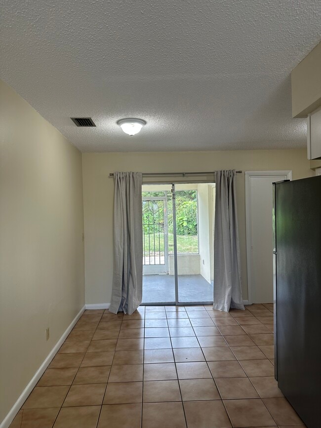 Photo - 8912 SE Parkway Dr