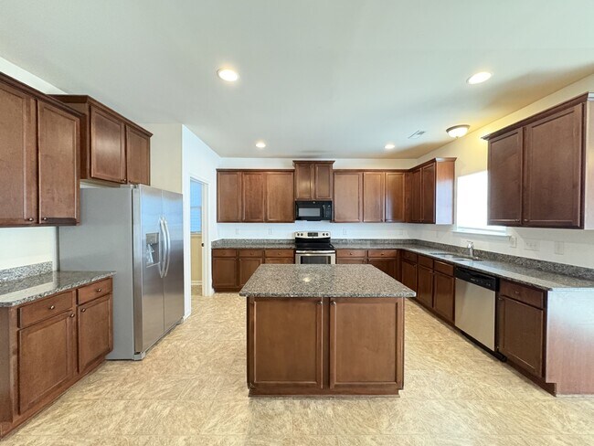 Photo - 108 Appomattox Dr