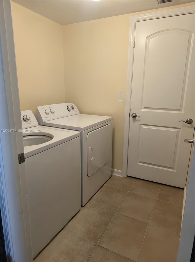 Photo - 7350 SW 89th St Unit 1506S
