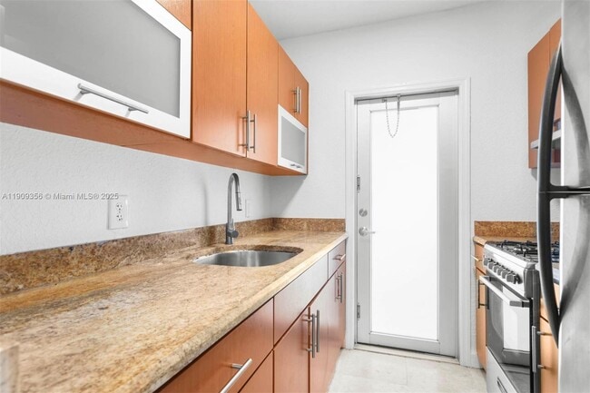 Photo - 1010 Pennsylvania Ave Unit 14