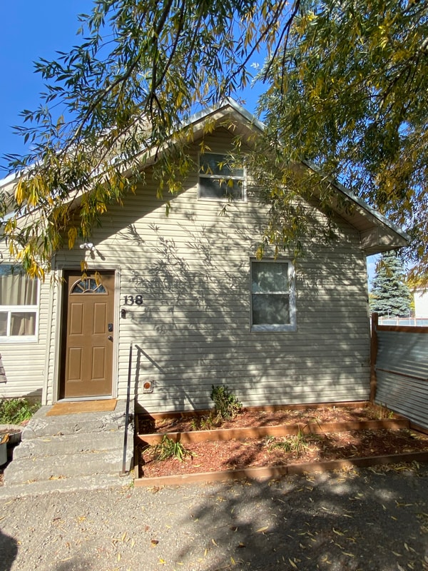 Building Photo - 138 W Parker Main St Rental