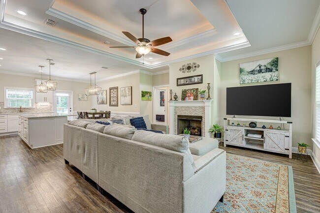 Photo - 6186 Hugh Rd