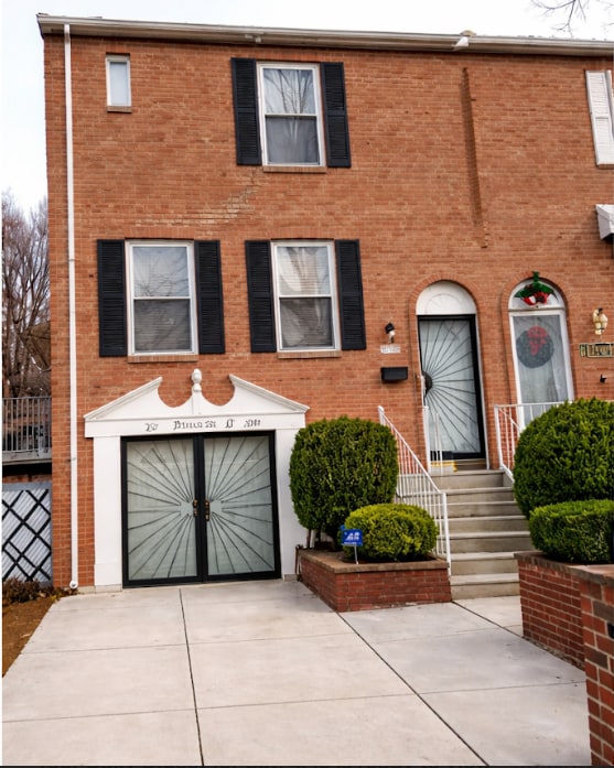 Building Photo - 7700 Delphi Pl