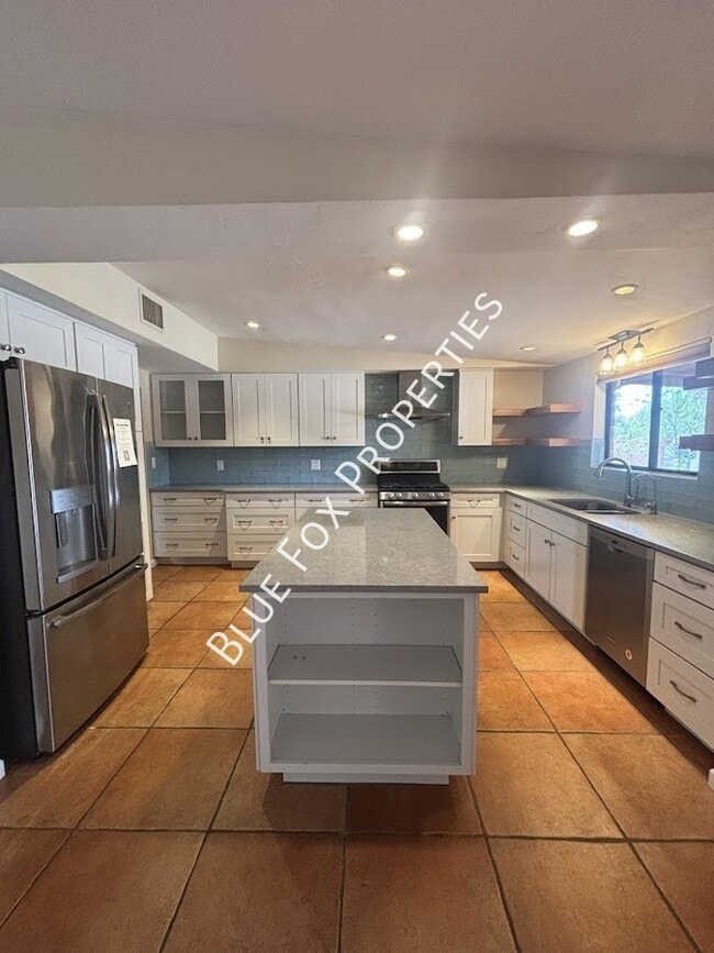 Photo - 729 N Alamo Ave