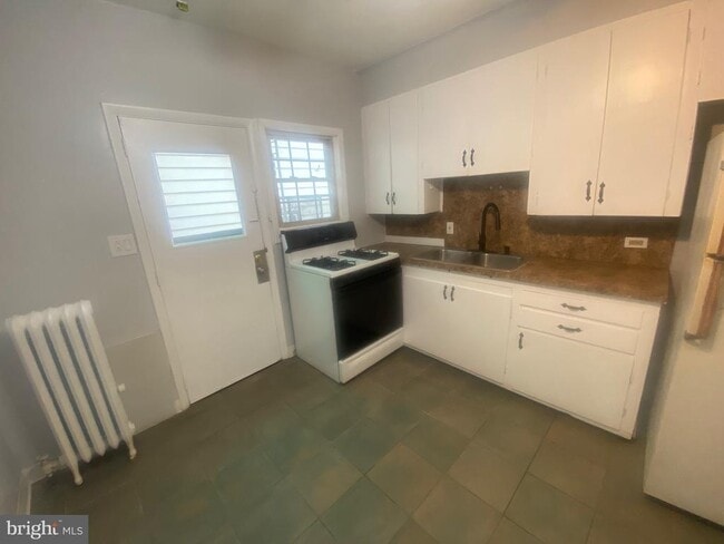 Photo - 109 N Thomas Ave Unit 2