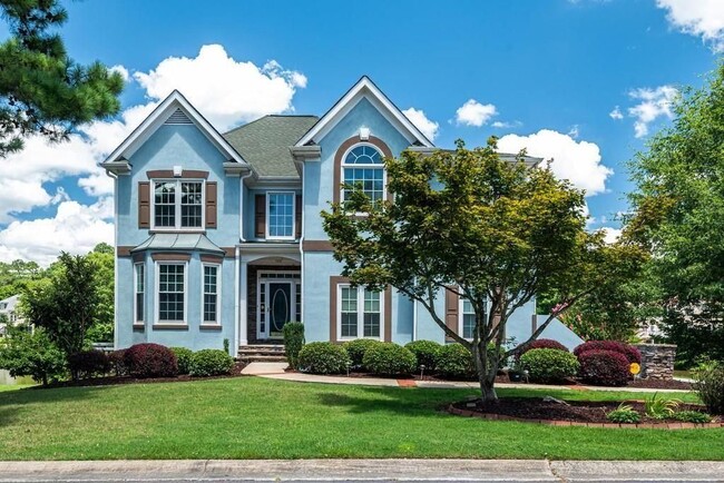 Photo - 225 Heritage Lake Dr