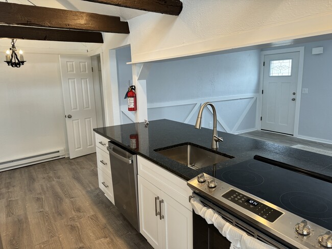 Kitchen - 56 Spring St Unit 56 B