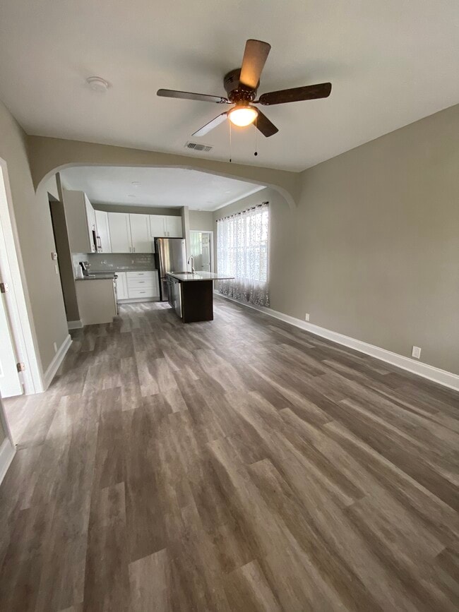 Kitchen/Living room - 1611 E 18th Ave