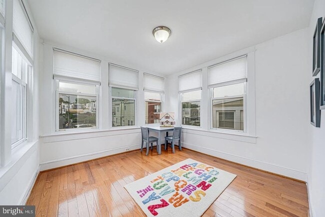 Photo - 4823 9th St NW
