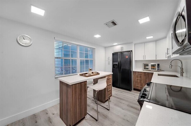 Photo - 903 Cypress Grove Dr Unidad 105 Rental