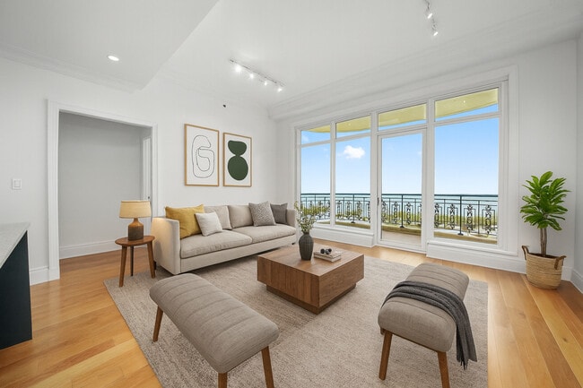 Photo - 2550 N Lakeview Ave Unit 2103N