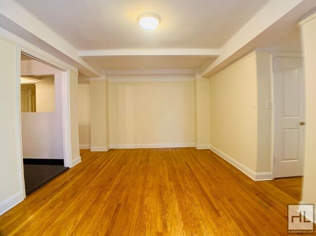 Photo - EAST 10 STREET Unit 9F