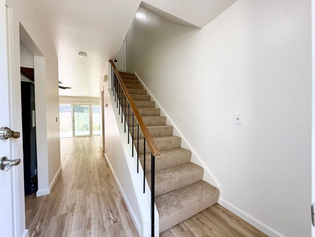 Photo - Renovated Townhome in Linda Mar