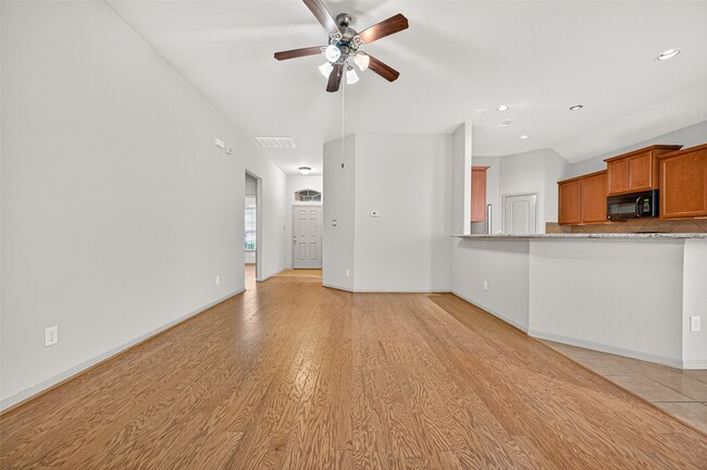 Photo - 510 Carson Ridge Dr