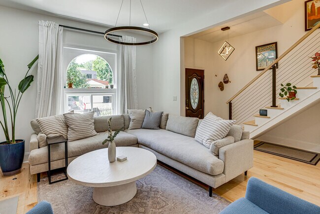 2531 W 33rd Ave Unit SI ID1592565P