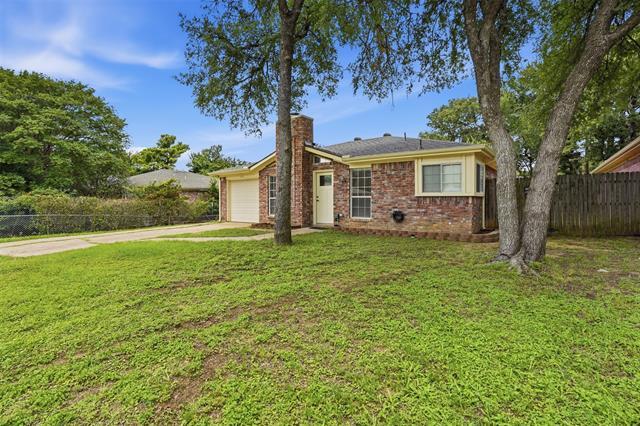 Photo - 1122 Hidden Creek Dr