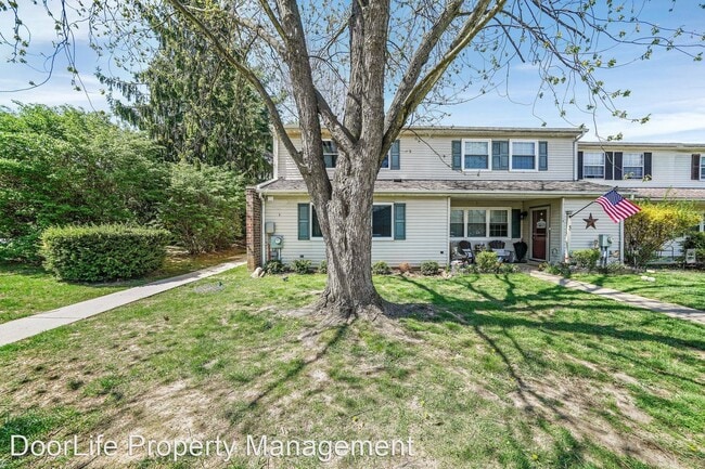 3 br, 2.5 bath House - 1 Brighton Court - 3 br, 2.5 bath House - 1 Brighton Court