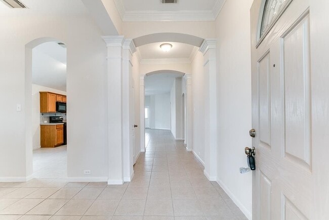 Photo - 910 Pickett Hill Ln