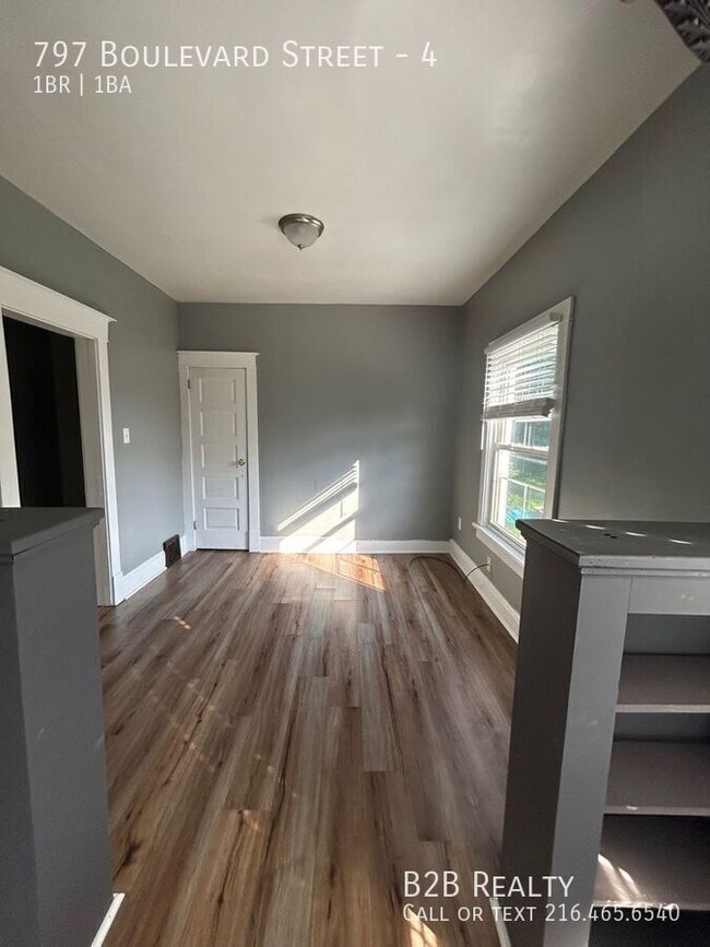 Photo - 797 Boulevard St Unidad 4