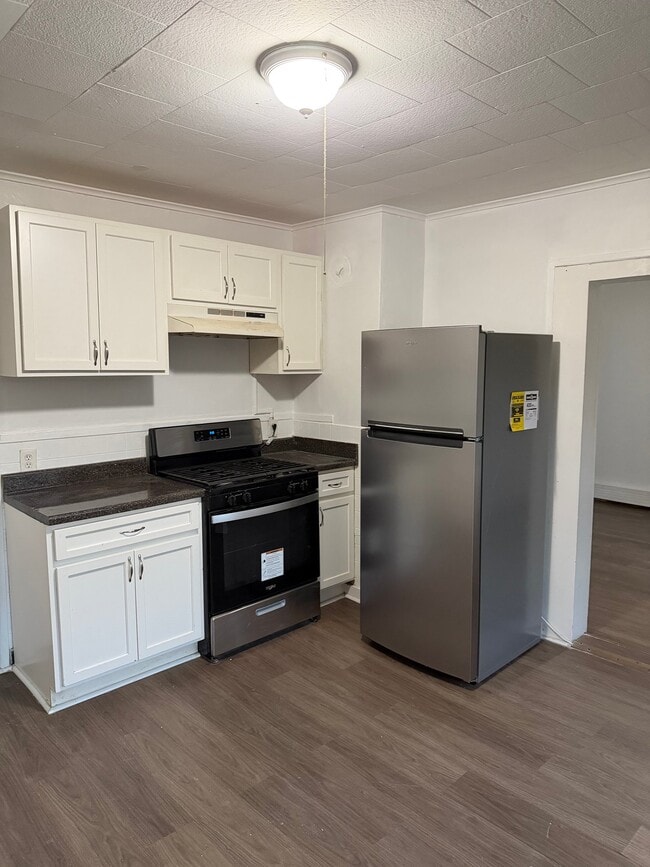 122 Clark St Unit 2
