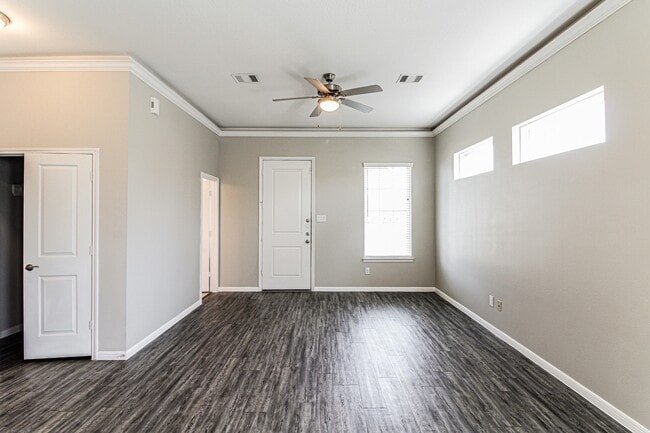 Photo - 3209 Youngs Meadow Ln