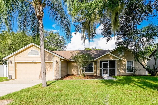 Building Photo - 10119 Deepbrook Dr Rental