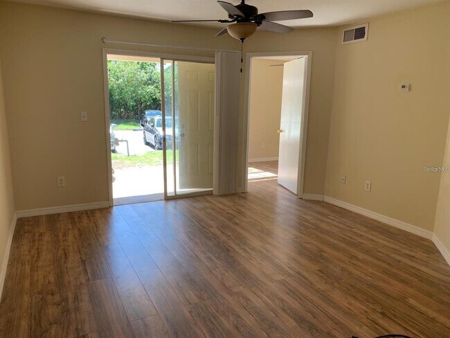 Photo - 1940 Lake Atriums Cir Unit 92