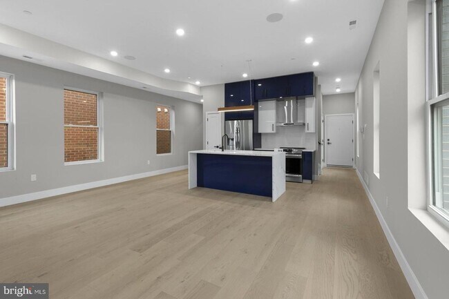 Photo - 1343 Fitzwater St Unit 302