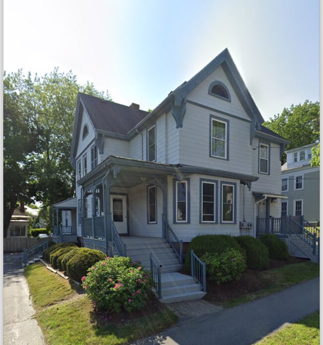 Photo - 16 Grove St Unit Nearby Bangor Hospitals