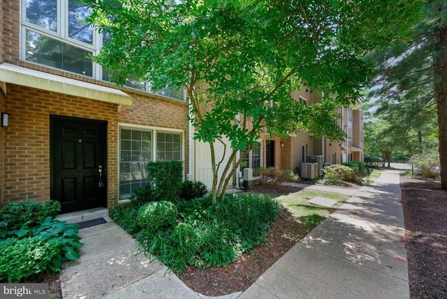 Photo - 5702 Brewer House Cir Unit T3-12