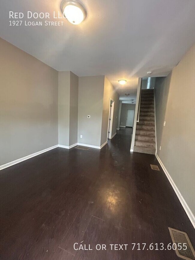 Photo - 1927 Logan St House