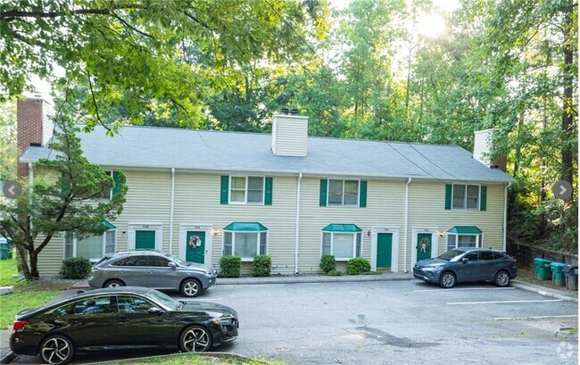 Building Photo - 1502 Harbins Rd NW Rental