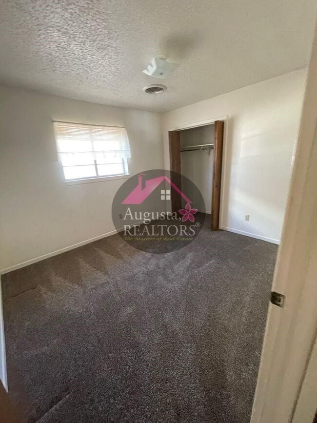 Photo - Southside Duplex with Covered Parking-Great location