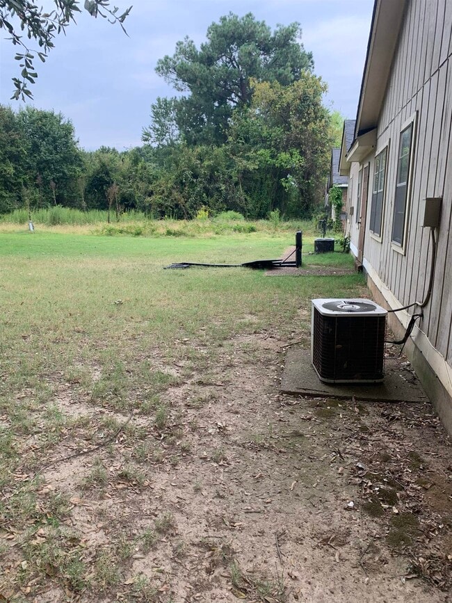 Photo - 3381 Cristil St