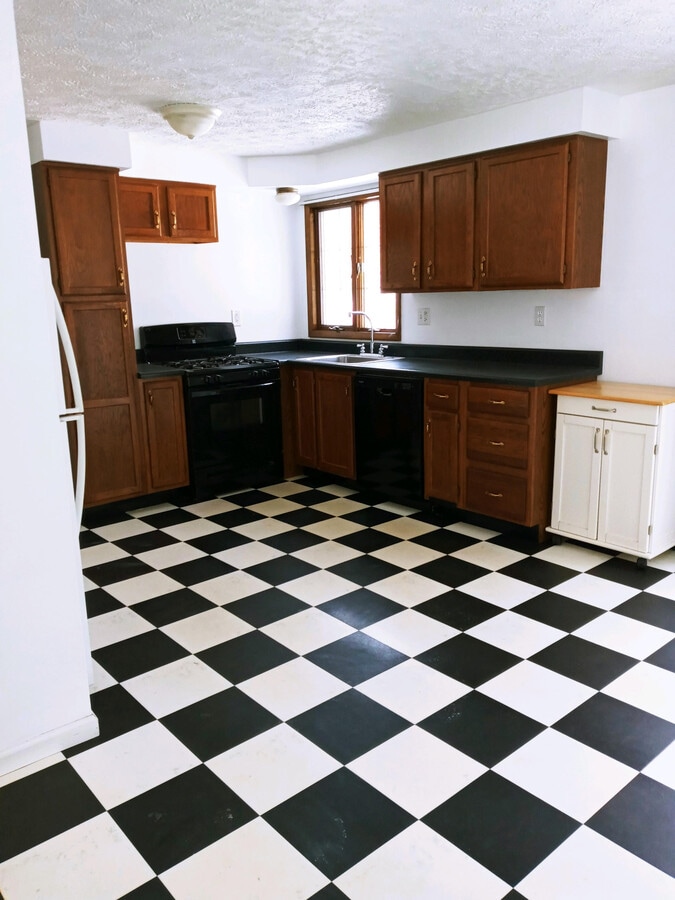 Photo - 116 Clarette Rd