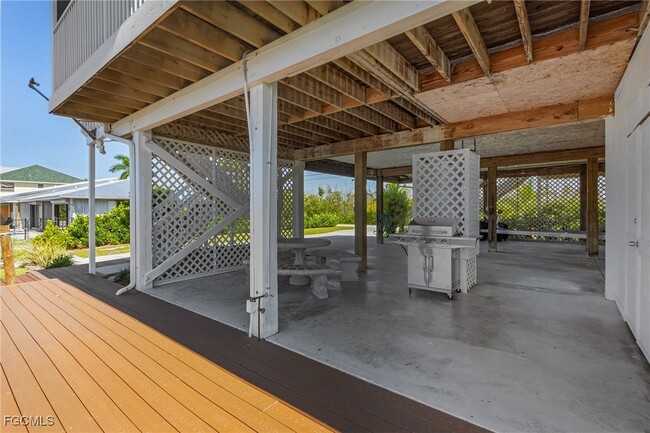 Photo - 4011 Galt Island Ave